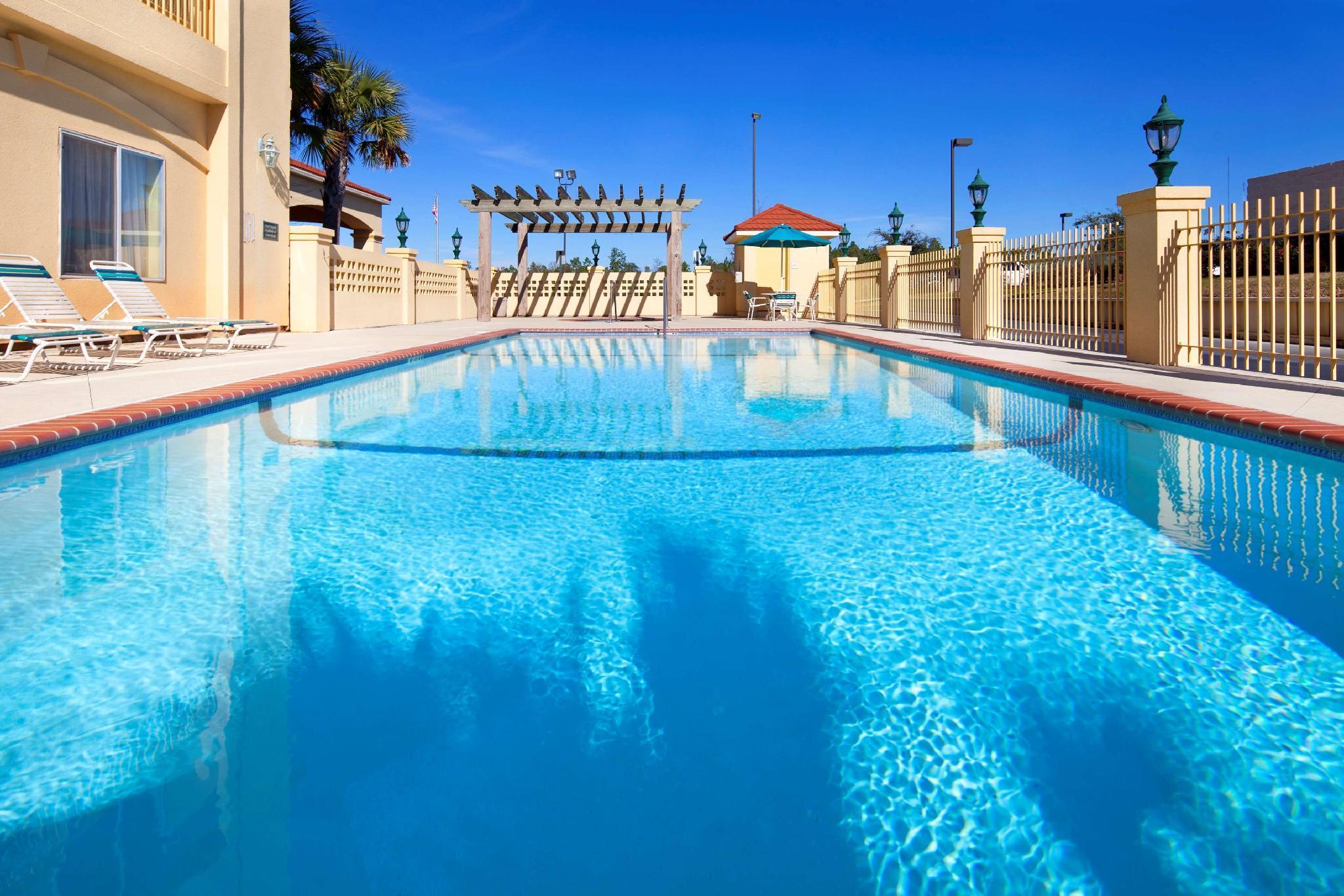 La Quinta By Wyndham Mobile - Daphne Hotel Exterior foto